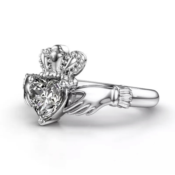 New Clear CZ Silver Claddagh Ring. - Picture 5 of 6